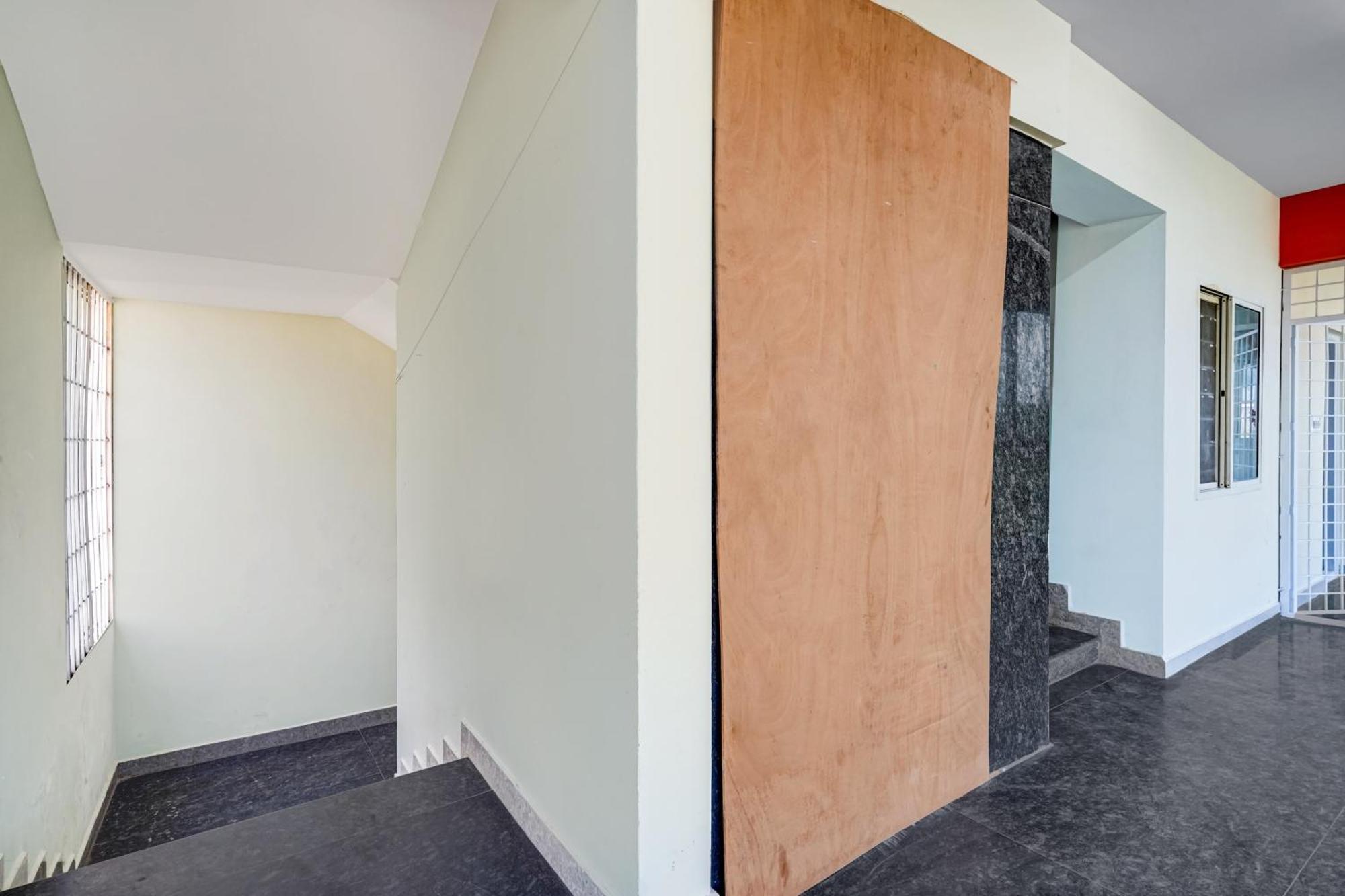Hotel O Royal Rooms บังกาลอร์ ภายนอก รูปภาพ